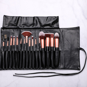 Pinceaux de <span class=keywords><strong>maquillage</strong></span> personnalisés noirs, 16 pièces, nouveau Design, avec un grand <span class=keywords><strong>prix</strong></span>, pinceaux de <span class=keywords><strong>maquillage</strong></span> cosmétiques pour femmes, ensemble de manche en bois - Product Image 3