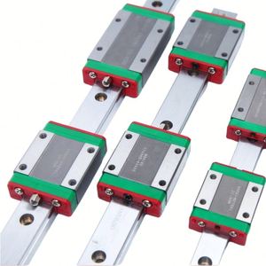 Riel de Rodamiento Deslizante Serie HG HGH20CA, Guía Lineal de Alta Precisión de Acero Inoxidable para Sistemas de Automatización, Longitud Personalizable - Product Image 1
