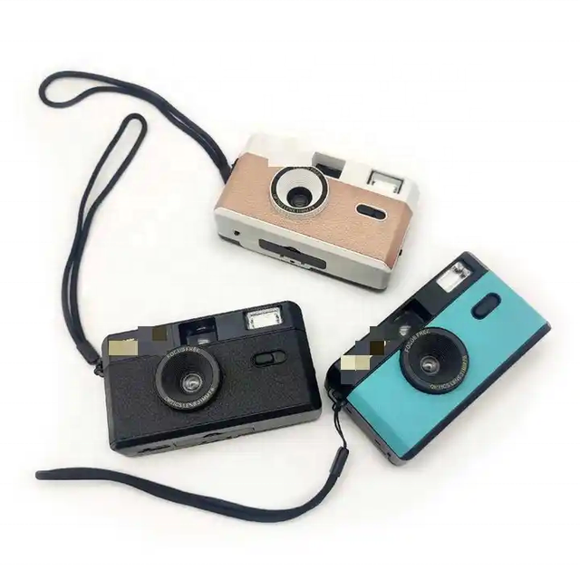 35MM Reusable Point-and-Shoot Fixed Focal Length Multiple Retro Film Cameras With Flash Lights for Kids Gifts