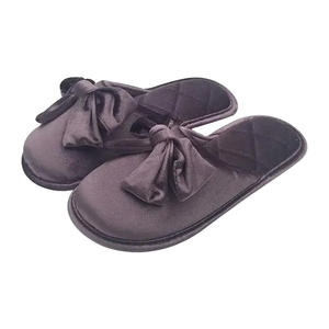 Pantofole da casa donna <span class=keywords><strong>con</strong></span> fiocco Memory Foam in velluto liscio Sexy morbide pantofole trapuntate da interno - Product Image 3
