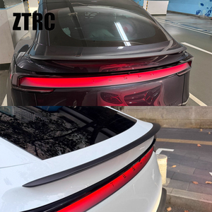 สปอยเลอร์หลังวัสดุคาร์บอนไฟเบอร์แท้แบบด้าน รุ่น Y P Style สำหรับรถยนต์ปี 2025-2026 - Product Image 2