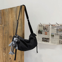 Sac à bandoulière en nylon personnalisé, style streetwear, léger, multi-poches, grande capacité, pour un usage quotidien