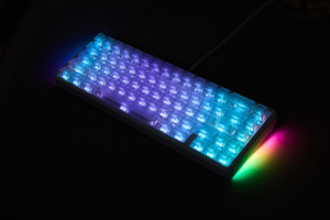 Teclados de Aluminio con Teclas PBT, Certificación RoHS y Conexión USB, Teclados Duraderos - Product Image 2