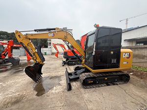 Miniexcavadora Caterpillar 306 usada, confiable y duradera, especialmente diseñada para construcción urbana y rural y paisajismo. - Product Image 3