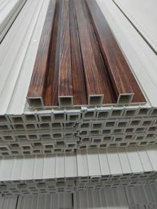 Revestimiento de Pared Exterior de WPC Coextruido, Resistente a los Rayos UV, Impermeable, Ignífugo, Panel de Madera y Plástico para Hogar, Taller y Exteriores - Product Image 5