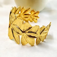 Bracelet manchette en acier inoxydable plaqué or 18 carats, design ajouré tendance, motif floral et feuille vintage, cadeau pour femme