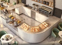 Conception d'intérieur moderne pour boulangerie-café tout-en-un |   Aménagement commercial personnalisé et décoration industrielle