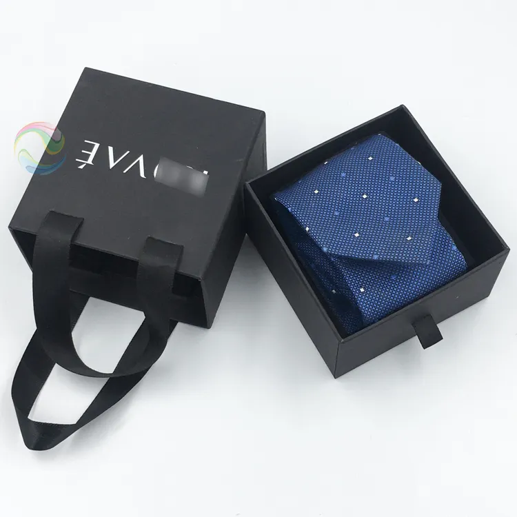 Großhandel benutzerdefinierte schwarze Pappe-Geschenkboxen mit weißem Logo Schlussverkauf Herren Nackenband starrer UV-Mode-Stil Mindestbestellmenge 100 Stück