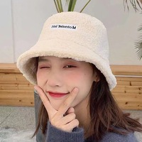 Chapeau de pêcheur en fausse fourrure Teddy de créateur avec logo brodé personnalisé, style décontracté automne-hiver, pour le cyclisme, en peluche, avec alphabet