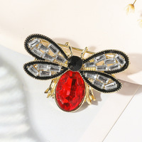Broche Abeille, Accessoire Décoratif pour Pulls, Costumes et Robes d'Automne et d'Hiver, Épingle Anti-Exposition pour Vêtements