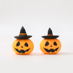 Jouet sensoriel souple anti-stress et amusant pour les fêtes, en forme de citrouille d'Halloween et de tête de personnage - Product Image 2
