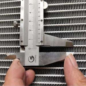 Radiateur de réservoir d'eau 1301100U8050 1301010-14B pour camion FAW JAC J2 <span class=keywords><strong>J5</strong></span> J6 Dongfeng - Product Image 5