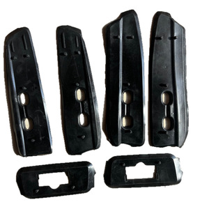 แผ่นยางรองแร็คหลังคาสีดำ ABS ชุด 6 ชิ้น สำหรับ Toyota Land Cruiser FJ150 ติดตั้งบนหลังคา - Product Image 5