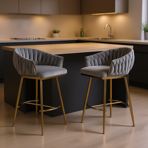 Juego de taburetes de Bar de altura de mostrador de 26 pulgadas, 2 taburetes de Bar de isla de cocina de terciopelo con parte posterior ondulada, base cromada dorada y reposapiés gris - Product Image 2