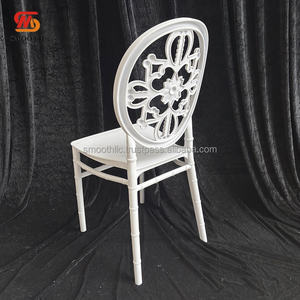 Chaise de mariage lisse, vente chaude, nouveau design, chaise en plastique de mariage avec dossier fleuri, chaise Chiavari - Product Image 3