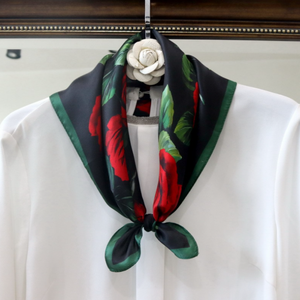 2024 New Arrival tùy chỉnh tăng Thiết kế lụa vuông khăn cho phụ nữ OEM & ODM nhà máy nóng bán lụa khác chiếc khăn - Product Image 6