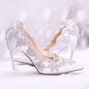 Nova Chegada Mulheres Sapatos De Casamento 9cm Bombas Rhinestone Stiletto Banquete De Cristal De Luxo Sapatos De Salto Alto para Senhoras Sapatos De Noiva