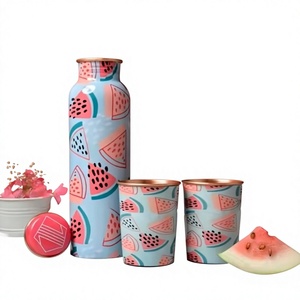 Juego de Botellas de Agua de Cobre para Purificación Natural del Agua, Bienestar Ayurvédico Tradicional, Botellas Impresas para Beber Diariamente - Product Image 1
