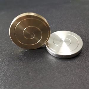 Cadeaux de Noël personnalisés pour adultes : Spinner cinétique de bureau en alliage métallique, jouet de poche rotatif original pour la décompression et le soulagement du stress - Product Image 1