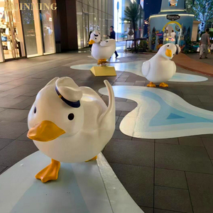 Sợi thủy tinh gia cố nhựa phim hoạt hình điêu khắc động vật mô phỏng phim hoạt hình dầu tiếp nhiên liệu vịt sợi mô hình hiển thị mảnh - Product Image 3