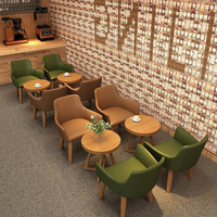 Meubles de restaurant occidental commercial : Panneaux en bois, bar et table basse, chaises pour hôtels et pâtisseries - Durables et écologiques