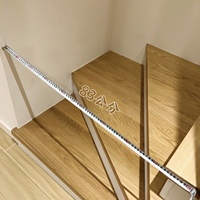 Escalier flottant moderne haut de gamme avec rampe personnalisée et poutre invisible, escalier extérieur imperméable pour villa