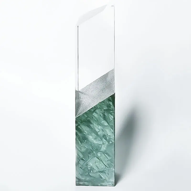 Premios de trofeos de mármol y cristal superior con diseño de cristal de color verde personalizado