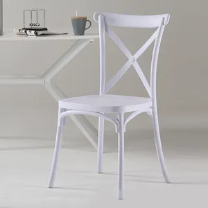 كرسي حديث بتصميم عصري كرسي قهوة بلاستيكي قابل للتكديس من مادة PP كرسي بلاستيكي للتكديس