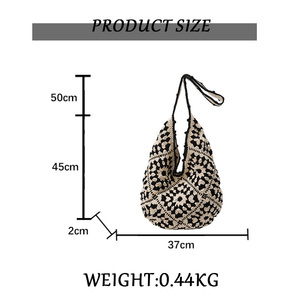 <span class=keywords><strong>Borsa</strong></span> Boho Artigianale Intrecciata all'Uncinetto Nera e Crema con Motivo Floreale per Shopping Estivo e Viaggi <span class=keywords><strong>Borsa</strong></span> a <span class=keywords><strong>Tracolla</strong></span> all'Uncinetto per Donne - Product Image 6
