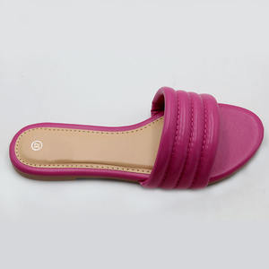 Популярные уличные женские тапочки летние удобные мягкие плоские Нескользящие износостойкие туфли ручной работы для женщин - Product Image 4