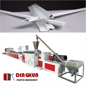 Machines de production de profilés en plastique, machines de fabrication de profilés PVC, ligne d'extrusion de profilés PVC pour clôtures/bordures/fenêtres - Product Image 1