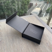 Emballage de dispositif de soins de la peau de beauté du cou en papier personnalisé, emballage de boîte-cadeau de bougie, boîte-cadeau de ceinture magnétique pliable pour aliments