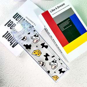 Bouteille d'eau personnalisée élégante en forme de carton de lait - Idéale pour les voyages, s'adapte à tous les sacs à dos et porte-gobelets de voiture, parfaite pour le lait - Product Image 3