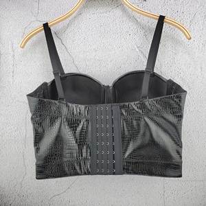 Vendita calda PU stampa coccodrillo top femminile senso di plaid sottile <span class=keywords><strong>canottiera</strong></span> petto pad halter reggiseno sottoseno donne corsetto <span class=keywords><strong>senza</strong></span> <span class=keywords><strong>spalline</strong></span> - Product Image 4