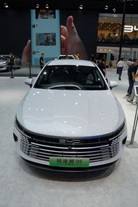 <span class=keywords><strong>2025</strong></span> <span class=keywords><strong>BYD</strong></span> tàu khu trục 05 Hybrid sedan 4 Cửa 5 chỗ năng lượng mới xe với ACC fwd thiết kế nhỏ gọn 2026 <span class=keywords><strong>BYD</strong></span> O5 - Product Image 4