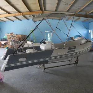 2024 Das günstige Luxusboot Yacht Fiberglas RIB-470 Mittelkonsole Boot