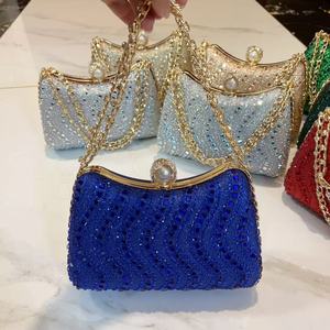 Wholesale Polyester Fashionable Rhinestone-encrusted Evening Clutch <strong>Bags</strong> Luxury Women's <strong>Sparkling</strong> Party Chain Shoulder <strong>Bag</strong> - Product Image 4