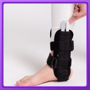 Attelle de cheville Zheng Run LMS réglable pour adultes, support pour le football et les sports, fixation Velcro noire - Product Image 2