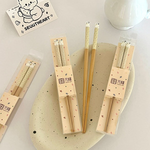 ตะเกียบไม้ไผ่หยวนจิน 19.5 ซม. 23.5 ซม. ลายการ์ตูนแมว สำหรับเป็นของขวัญ - Product Image 2