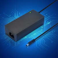 Adaptateur secteur universel 12V 6A avec 72W de puissance et plusieurs interfaces, adapté aux projecteurs TV, aux masseurs, aux équipements de contrôle industriel