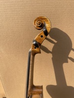 Violon 4/4 fait main de haute qualité en épicéa massif et érable flammé, son agréable, accepte les commandes OEM, prêt à jouer - Vente en gros SurpassMusica