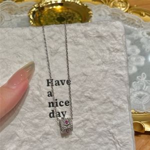 Collar con Colgante <span class=keywords><strong>de</strong></span> Girasol, Diseño Calado, para el Éxito y la Positividad, Joyería para Mujer - Product Image 6