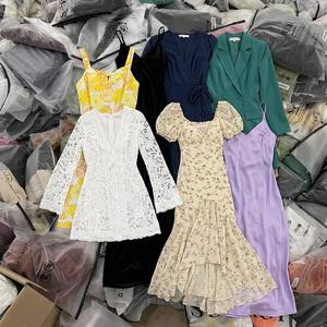 Vestidos Midi Casuales de Verano para Mujer, Diseño Empalmado, Sin Tirantes, Color Sólido, Tendencia Única, Envío en Caja - Product Image 1