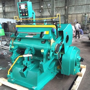 Machine industrielle automatique de dé<span class=keywords><strong>coupe</strong></span> et d'embossage du carton avec composants moteur et engrenages - Product Image 2