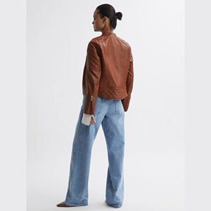 Veste de moto en cuir véritable pour femme de haute qualité avec garniture en fourrure, réversible, imperméable, style motard d'hiver, veste en cuir pour femme - Product Image 3