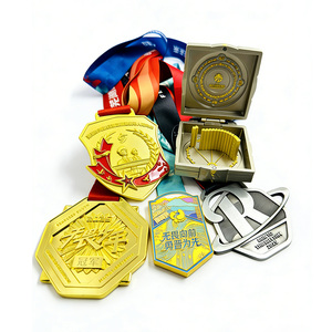 Medalla Personalizada para <span class=keywords><strong>la</strong></span> Carrera Benéfica RAM HERO RUN 2026, Aleación <span class=keywords><strong>de</strong></span> Zinc, Plateada en Plata Antigua, con Número 7 y Diseño con Logotipo del <span class=keywords><strong>Hospital</strong></span> - Product Image 6