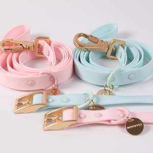 Collares de perro impermeables en blanco coloridos ajustables en stock Collar de PVC con correa de perro de diseñador - Product Image 1
