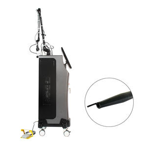 Machine à laser CO2 fractionné pour le rajeunissement de la peau, le resserrement vaginal, l'élimination des cicatrices d'acné - Product Image 4