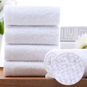 Cổ Phiếu Sẵn Sàng Sang Trọng Màu Trắng Nhỏ <span class=keywords><strong>Oshibori</strong></span> Khăn Biểu Tượng Tùy Chỉnh Bông Hot Tay Ướt Vải Spa Cho Nhà Hàng Khách Sạn Sử Dụng - Product Image 3