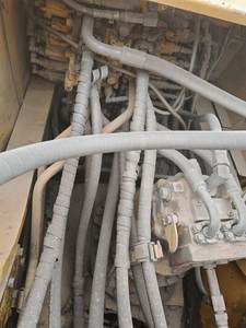 รถขุดตีนตะขาบ Komatsu PC220-8 มือสอง คุณภาพสูง ราคาถูก ขายดี น้ำหนัก 22 ตัน รุ่น PC 220-6 PC220-7 PC220-8 - Product Image 6